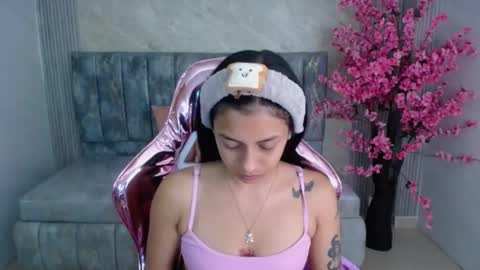 Snapshot of lilith_petit_sub chatting on 01.15.25 Lilith online show from 01.15.25