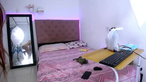 Snapshot of lilith_skinny1 chatting on 11.17.25 Lilith online show from 11.17.25