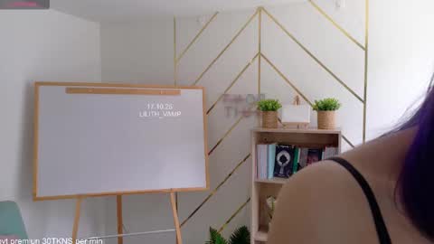 LILITH 200 LIKES   Thursday Clown Costume M online show from 10.17.25