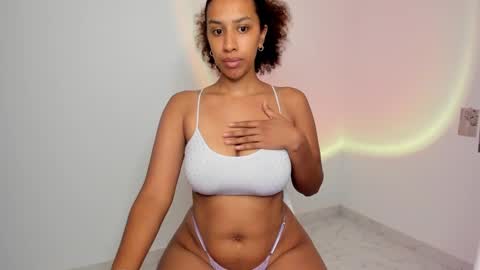 Alejandra  online show from 01.19.25