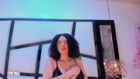    online show from 10.07.25