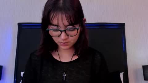 LilithBluum  online show from 03.27.26