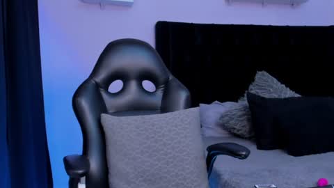 Snapshot of lilithcollins chatting on 07.15.26 LILIKTH online show from 07.15.26