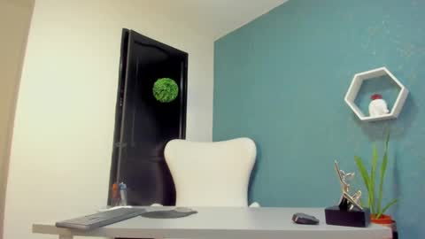 swetty lilith  online show from 02.08.25