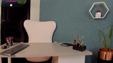 swetty lilith  online show from 02.12.25