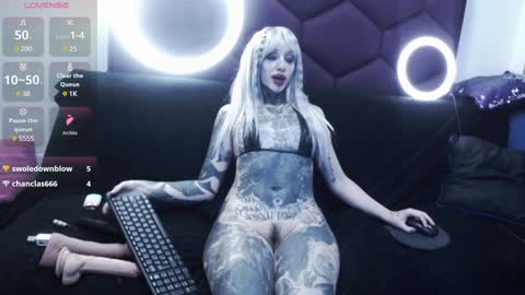 Tifon Mary - Indepent model  online show from 12.20.24