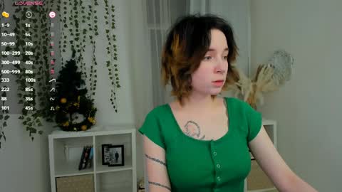 Snapshot of lilithlunna chatting on 12.30.24 Lilith online show from 12.30.24