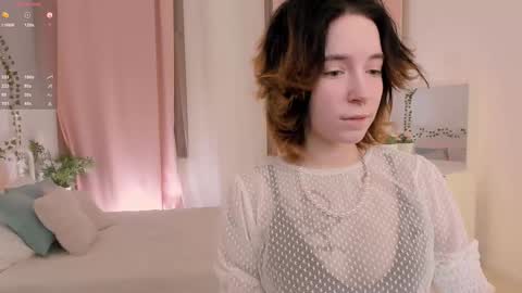 Snapshot of lilithlunna chatting on 01.15.25 Lilith online show from 01.15.25