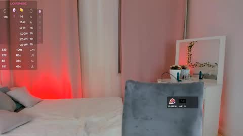 Snapshot of lilithlunna chatting on 03.12.25 Lilith online show from 03.12.25