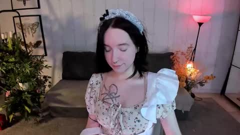 Snapshot of lilithlunna chatting on 09.10.25 Lilith online show from 09.10.25