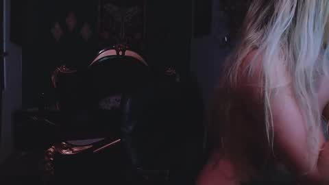 lilithmystic01 online show from 02.22.25