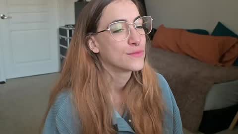 Snapshot of lilithoftrees chatting on 01.17.25 L online show from 01.17.25