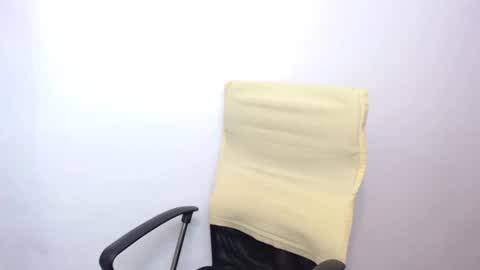 Snapshot of lilithserendipity chatting on 03.01.25 LILITHSERENDIPITY online show from 03.01.25