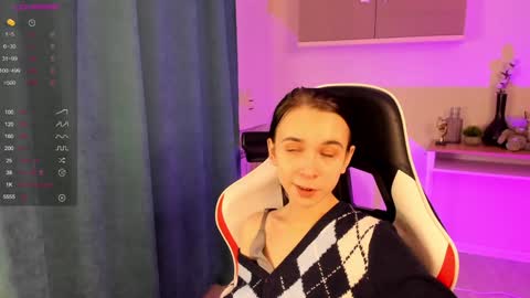 lilithstrangfor online show from 12.17.24