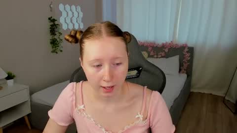  Lili Tiny  GMT2 3-10AM  MonTueWedThuSat online show from 07.23.26