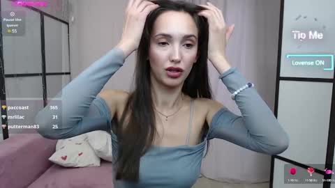 Lillian online show from 02.05.25