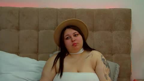 LillianHaig online show from 03.07.25