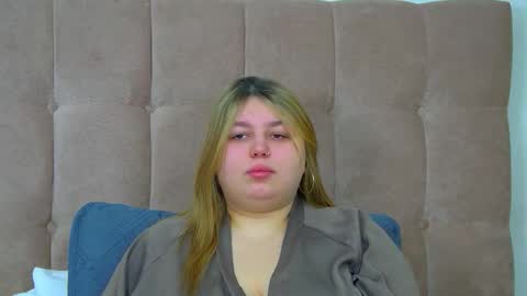 LillianHaig online show from 02.01.26