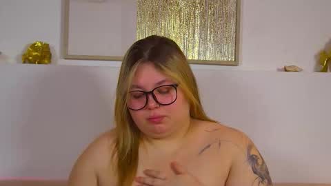 LillianHaig online show from 03.02.26