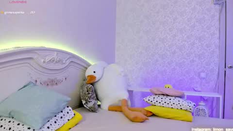 LilliMoore online show from 03.06.25