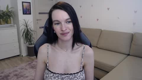 lilliyves online show from 05.15.26