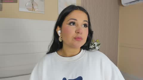 Lizeth follow me in my igimlilycute 3 online show from 05.17.26
