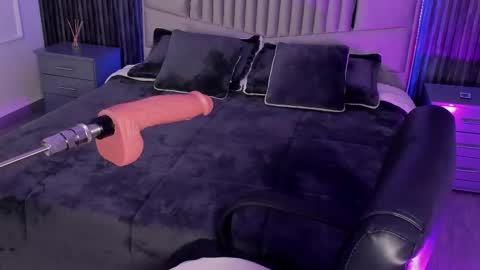 Snapshot of lillyortiz_ chatting on 02.25.25 Lilly Ortiz online show from 02.25.25