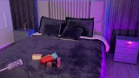 Snapshot of lillyortiz_ chatting on 03.04.25 Lilly Ortiz online show from 03.04.25