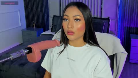 Snapshot of lillyortiz_ chatting on 03.08.25 Lilly Ortiz online show from 03.08.25