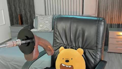 Lilly Ortiz online show from 03.07.26