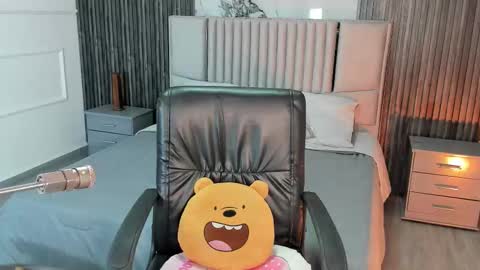 Lilly Ortiz online show from 03.16.26