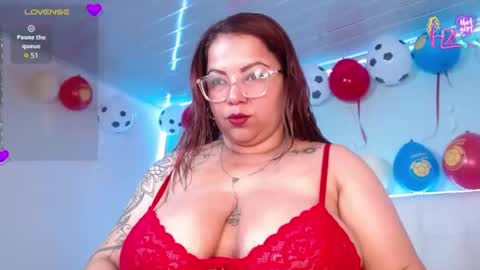Snapshot of lillytitsxxx chatting on 07.09.26 Lilly online show from 07.09.26