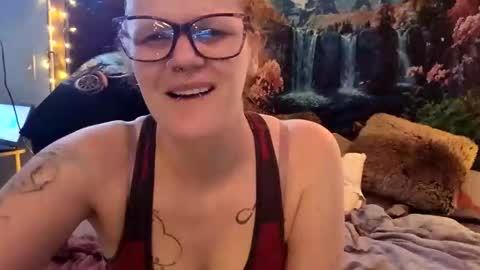 LilMizzTwizid online show from 04.04.26