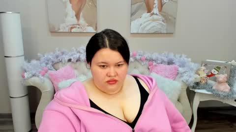 Snapshot of lilolewins chatting on 01.09.25 LiloLewins online show from 01.09.25