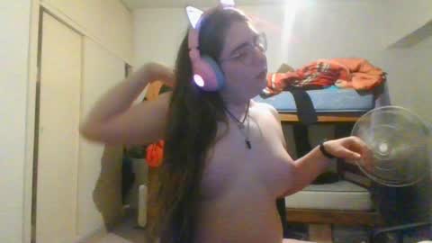 lilsuccubusvicky online show from 11.26.25