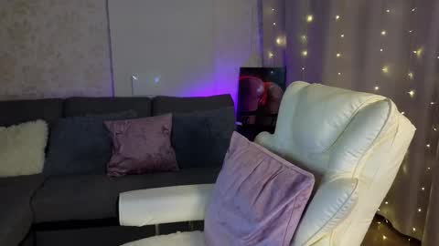 Lilu online show from 02.26.25