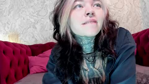 Little slave Kayden online show from 01.04.25