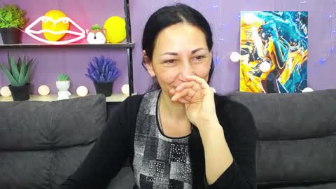 lilugrants online show from 01.23.25