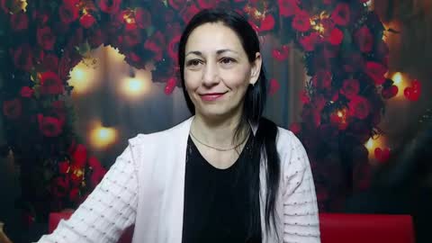 lilugrants online show from 03.05.25