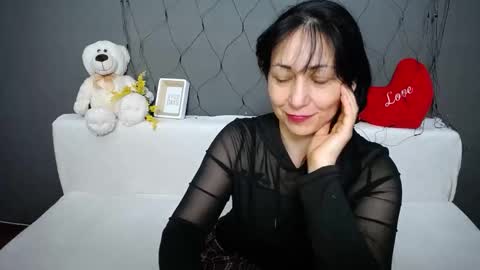 Snapshot of lilugrants chatting on 02.05.26 lilugrants online show from 02.05.26