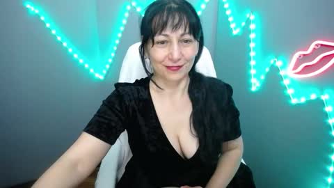 Snapshot of lilugrants chatting on 03.18.26 lilugrants online show from 03.18.26