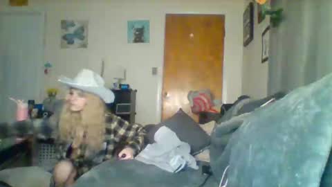 Snapshot of lilvioletxxx chatting on 09.13.25 Little Violet online show from 09.13.25