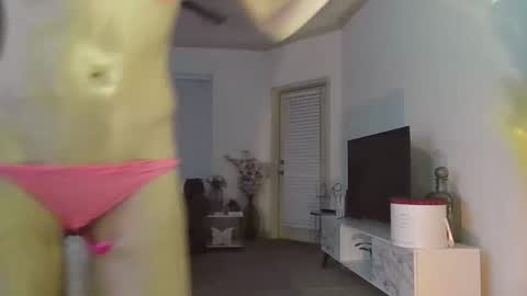 Raina Ryder online show from 10.08.25