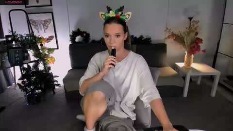 lily_dallass online show from 01.11.26