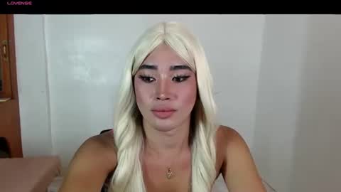 Lily Darling online show from 10.23.25