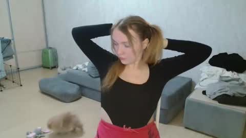 Lily dollyx online show from 04.30.26