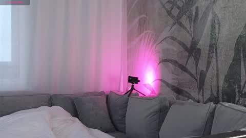 Lily online show from 12.04.24