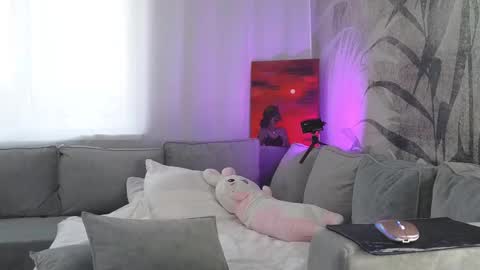 Lily online show from 03.02.25