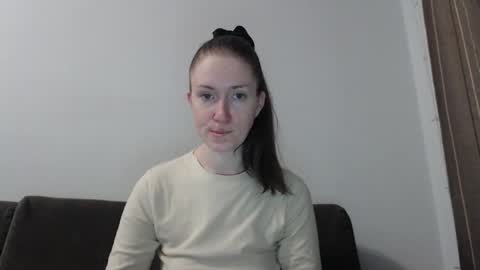 Snapshot of lily_love_x chatting on 05.28.26 lily_love_x online show from 05.28.26