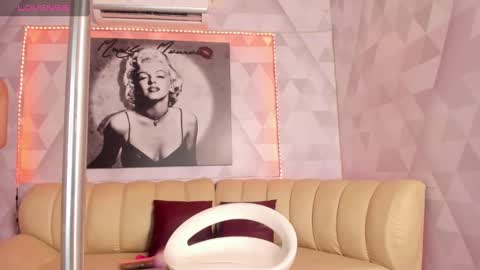 Lily online show from 12.21.24